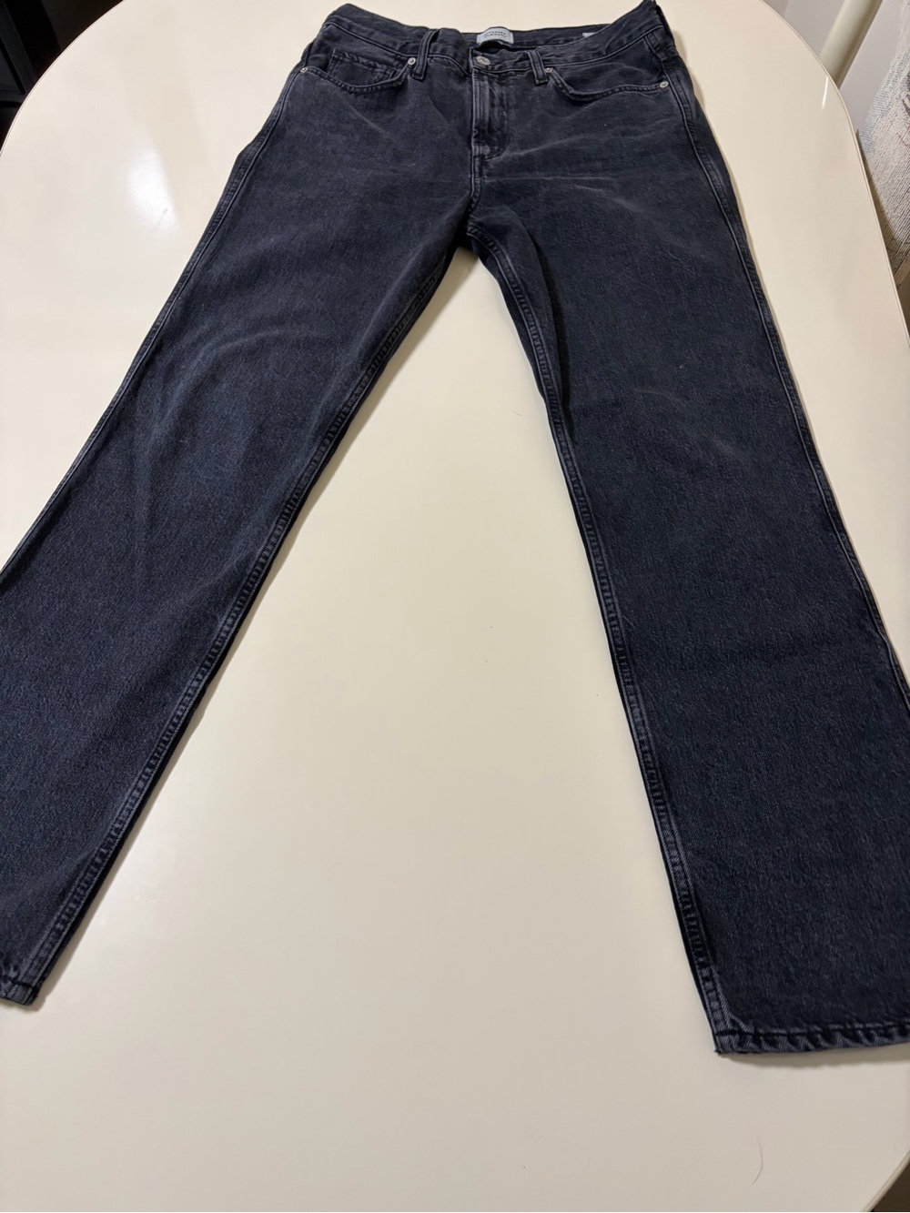 Women’s Citizens of Humanity Black Straight-Leg Jeans - Classic Everyday Style.